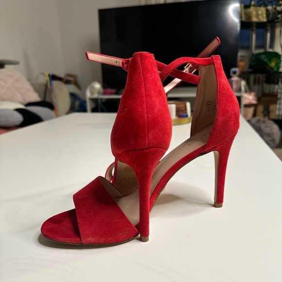 ALDO suede pumps - Picture 3 of 5